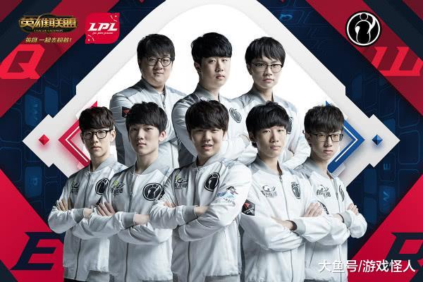 随着足球对 随着足球对