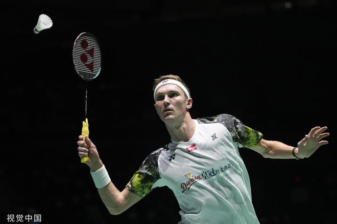 在钢铁般的 在钢铁般的