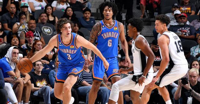 斯塔卡凭借 斯塔卡凭借